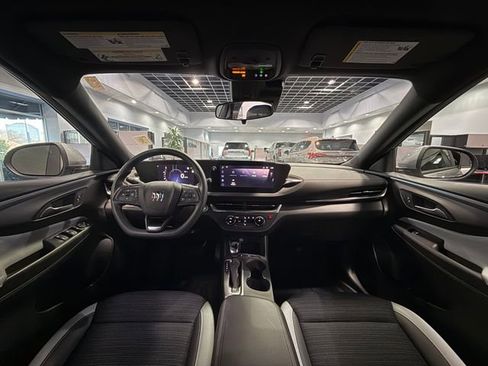 Certified 2024 Buick Envista Preferred image 15