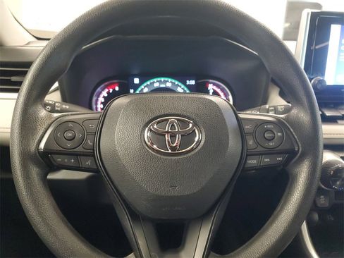 Used 2023 Toyota RAV4 XLE image 19