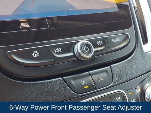 Used 2024 Chevrolet Malibu LT image 4