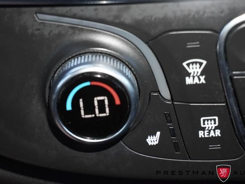 Used 2023 Chevrolet Traverse RS AWD/4WD image 12