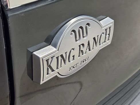 Used 2023 Ford Expedition King Ranch RWD image 14
