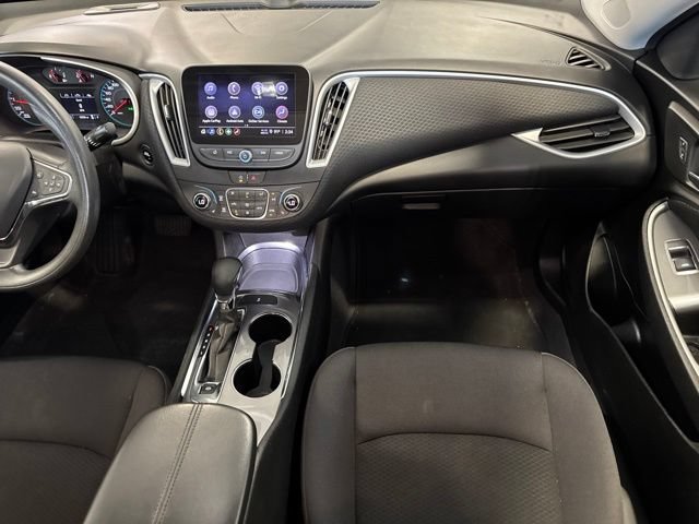 Used 2023 Chevrolet Malibu LT FWD image 15