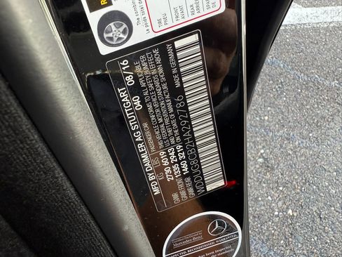 Used 2017 Mercedes-Benz S 550 Sedan image 41