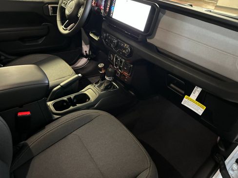 New 2026 Jeep Wrangler Unlimited Sport AWD/4WD image 15