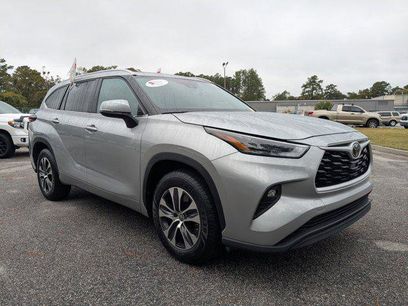 Certified 2024 Toyota Highlander XLE