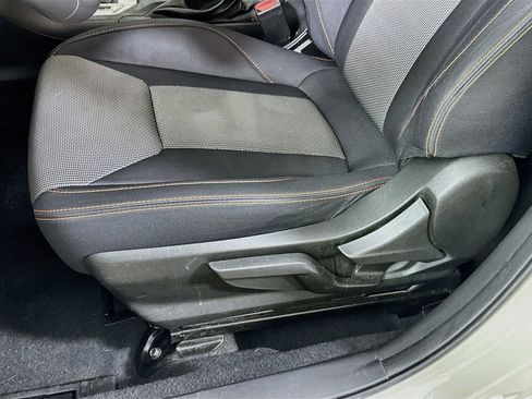 Certified 2022 Subaru Crosstrek 2.0i Premium AWD/4WD image 23