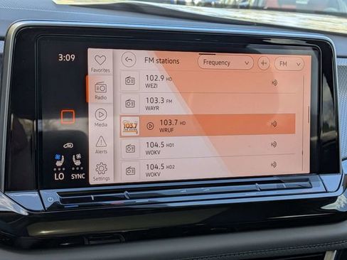 New 2026 Volkswagen Atlas Peak Edition image 22