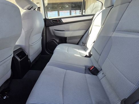 Used 2018 Subaru Legacy 2.5i image 9