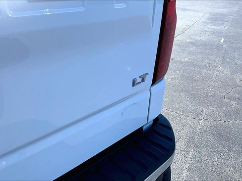 Certified 2023 Chevrolet Silverado 1500 LT RWD image 5