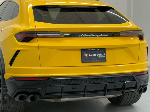 Used 2020 Lamborghini Urus image 52