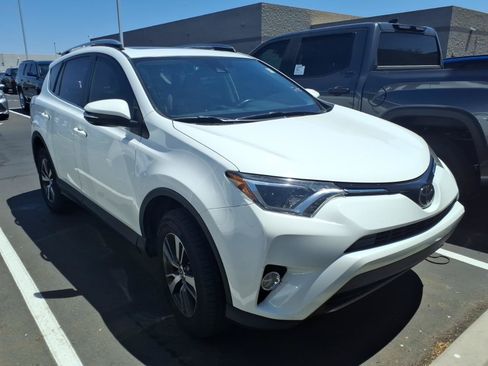 Certified 2018 Toyota RAV4 XLE FWD image 2