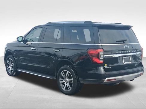 Used 2023 Ford Expedition Limited image 9