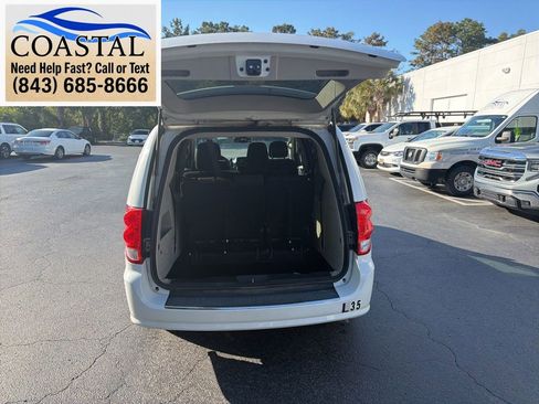 Used 2019 Dodge Grand Caravan SE FWD image 7