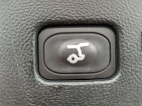 Used 2022 Ford Edge Titanium image 30