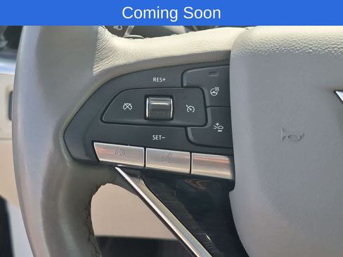 Used 2024 Cadillac XT6 Premium Luxury AWD/4WD image 20