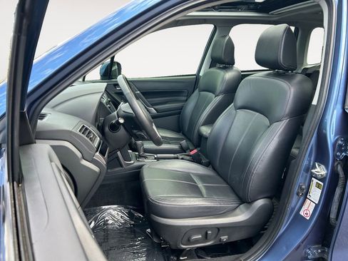 Used 2018 Subaru Forester 2.5i Touring w/ Popular Package #2 AWD/4WD image 6