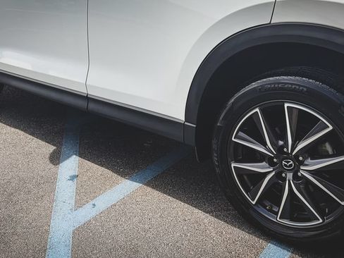 Used 2018 MAZDA CX-5 Touring AWD/4WD image 23