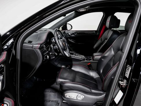 Used 2021 Porsche Macan GTS image 19