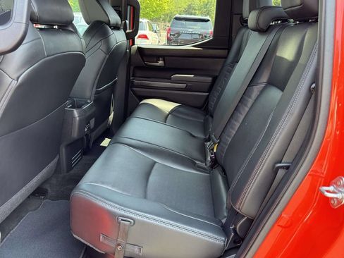 Used 2024 Toyota Tacoma TRD Off-Road w/ TRD Off Road Premium Package AWD/4WD image 18
