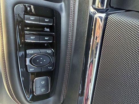 Certified 2023 Lincoln Corsair Reserve w/ Equipment Group 202A image 19