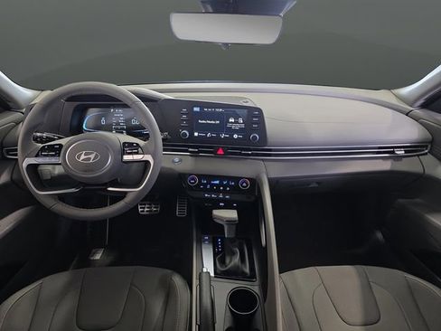 New 2025 Hyundai Elantra Sport image 5