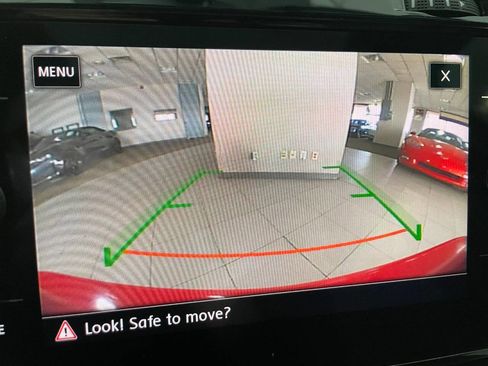 Used 2020 Volkswagen GTI SE image 36