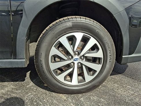 Used 2023 Subaru Outback Premium image 13