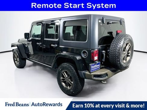 Used 2017 Jeep Wrangler Unlimited Sahara AWD/4WD image 6