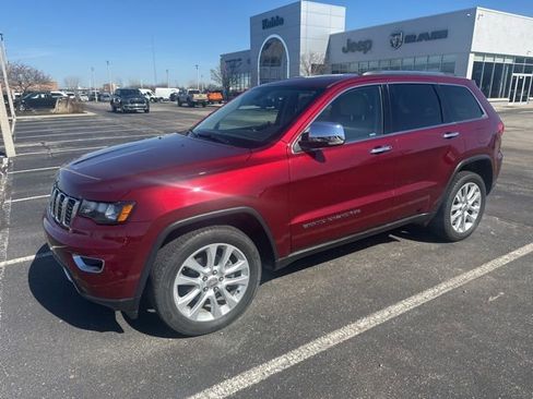 Used 2017 Jeep Grand Cherokee Limited image 1