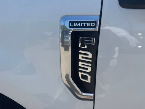 Used 2020 Ford F250 Limited AWD/4WD image 15