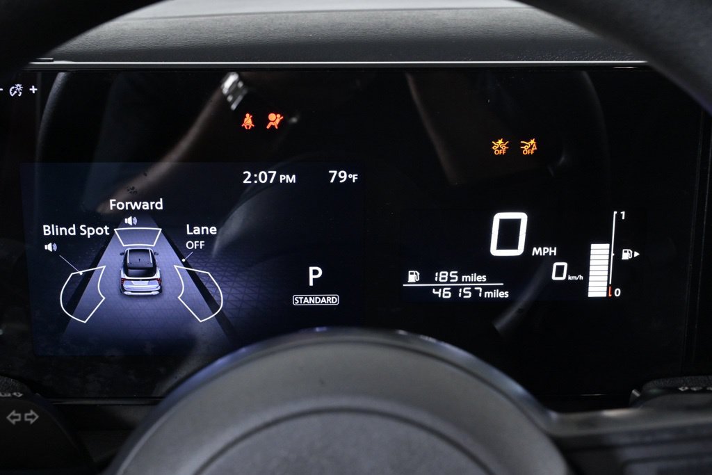 Certified 2025 Nissan Kicks SV AWD/4WD image 13