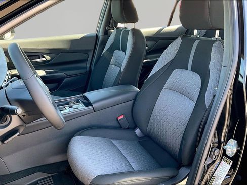 New 2026 Nissan Sentra SV FWD image 17