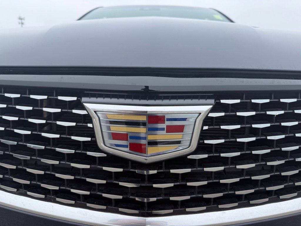 Certified 2025 Cadillac CT4 Premium Luxury w/ Climate Package AWD/4WD image 9