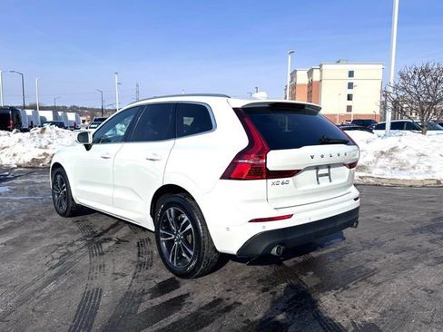 Used 2018 Volvo XC60 T6 Momentum w/ Advanced Package image 8