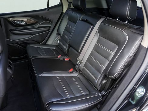 Used 2022 GMC Terrain Denali w/ Denali Premium Package AWD/4WD image 28