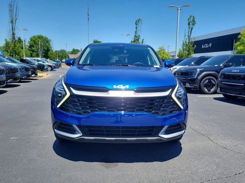 Certified 2024 Kia Sportage EX FWD image 2