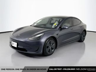 Used 2023 Tesla Model 3 Standard Range RWD video 1