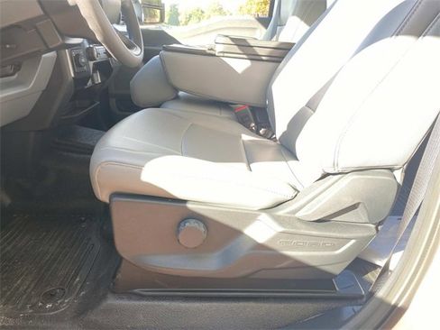 New 2026 Ford F550 4x4 Crew Cab Super Duty image 14