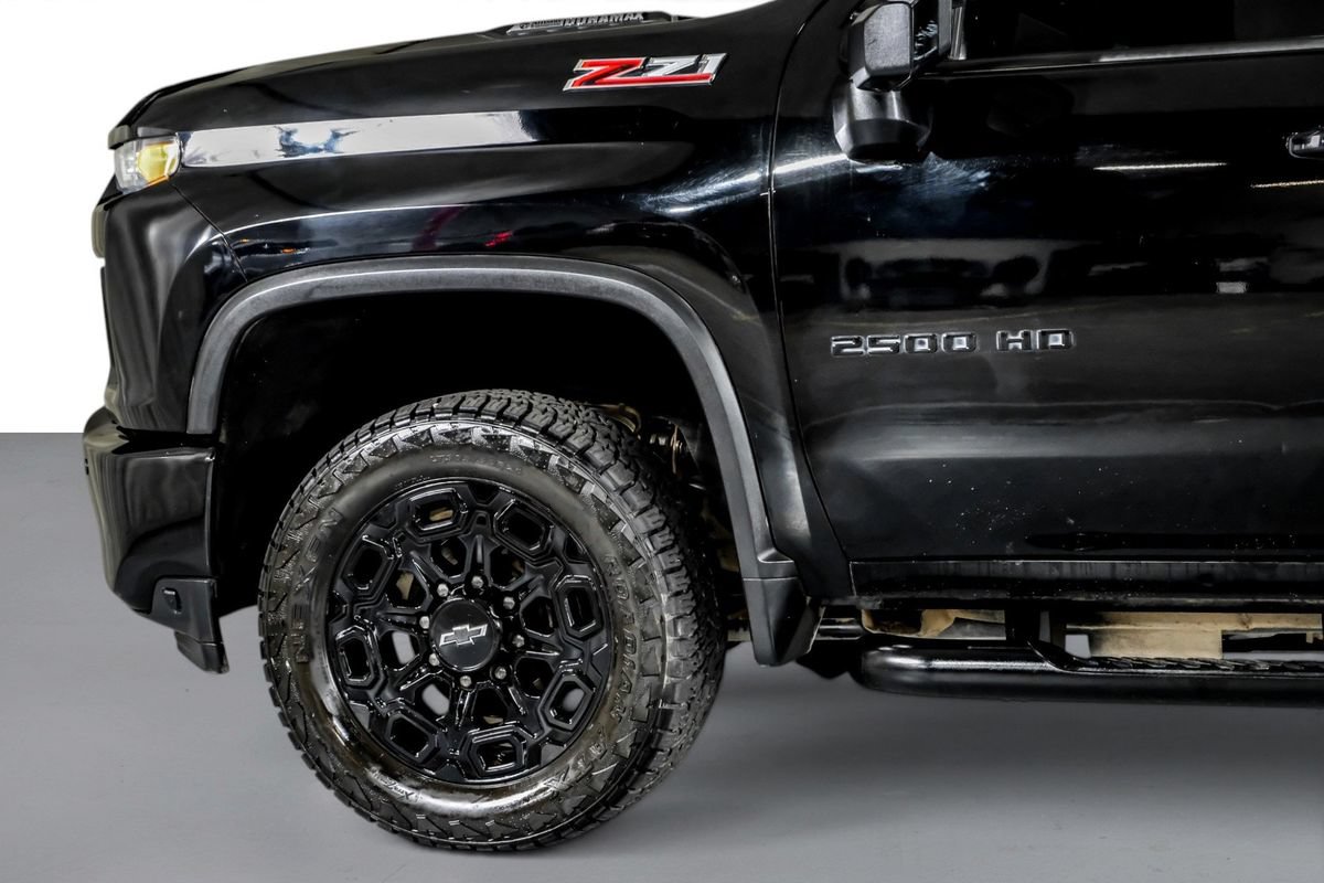Used 2021 Chevrolet Silverado 2500 LTZ w/ LTZ Plus Package AWD/4WD image 12