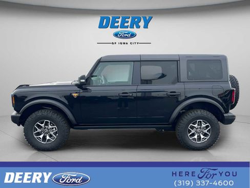 New 2025 Ford Bronco Badlands image 6