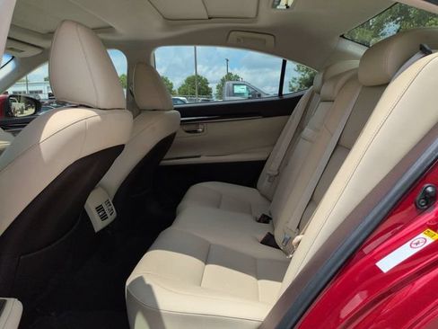 Used 2017 Lexus ES 350 w/ Premium Package FWD image 16