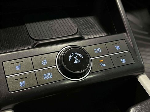 Used 2025 Hyundai Kona Limited image 34