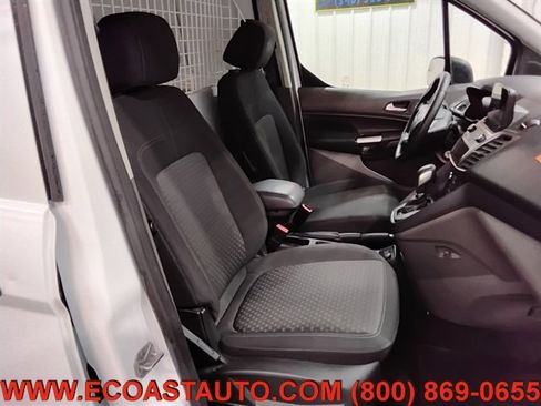 Used 2023 Ford Transit Connect XLT image 13