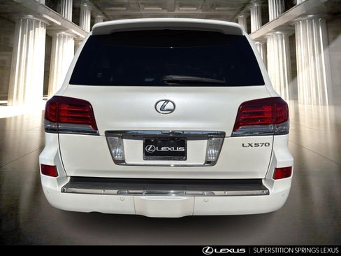 Used 2015 Lexus LX 570 4WD image 5