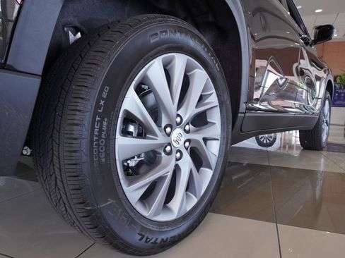 New 2026 Buick Enclave Preferred w/ Super Cruise Package image 6