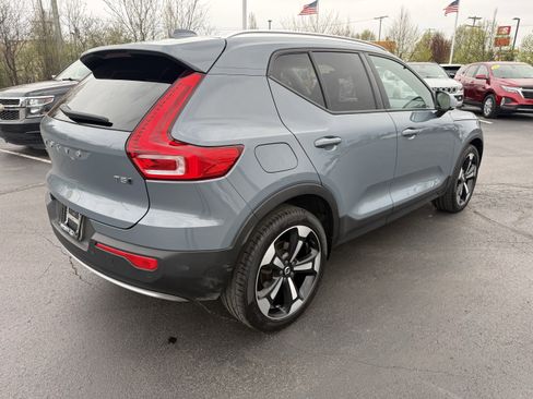 Used 2020 Volvo XC40 T5 Momentum w/ Protection Package AWD/4WD image 7