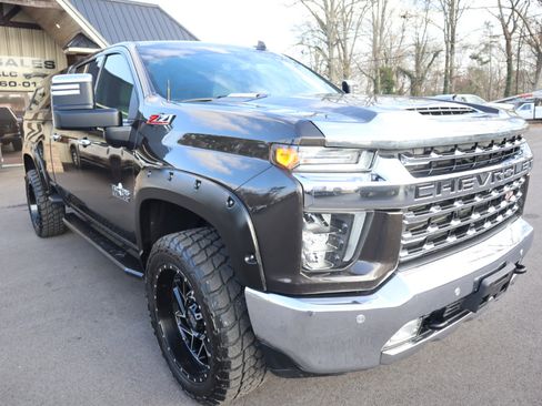 Used 2021 Chevrolet Silverado 2500 LTZ w/ LTZ Premium Texas Edition image 3