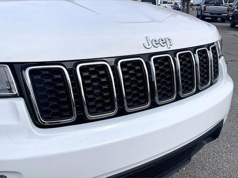 Used 2021 Jeep Grand Cherokee Laredo X image 25