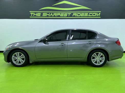 Used 2010 INFINITI G37 Journey w/ Premium Pkg RWD image 6