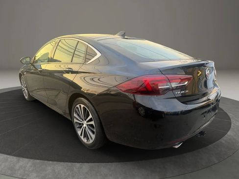 Used 2018 Buick Regal Essence image 7